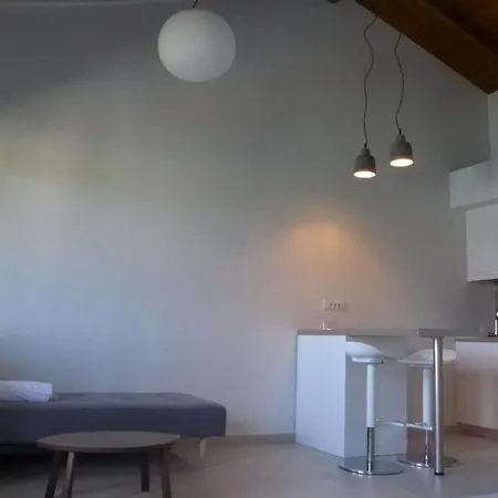 Caltabania Apartment