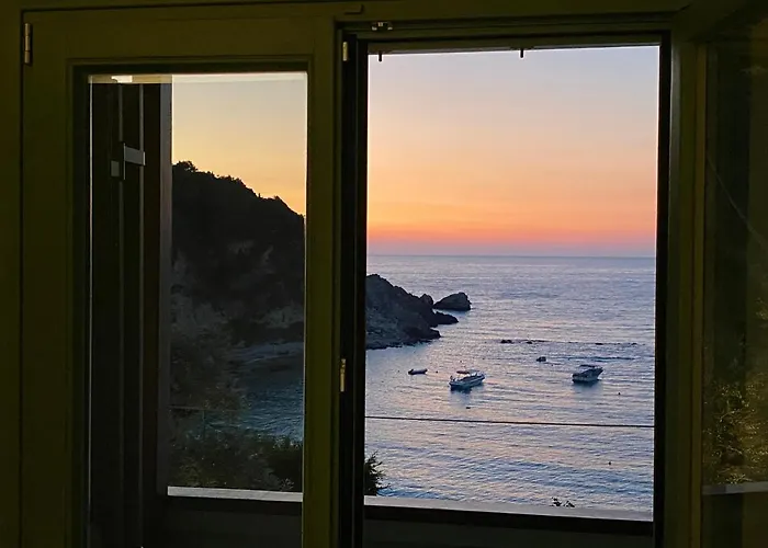 Caltabania * Agios Nikitas